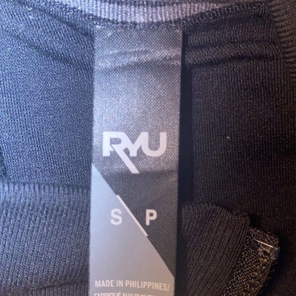 RYU black running zip only sweatshirt Sz S - Picture 4 of 6